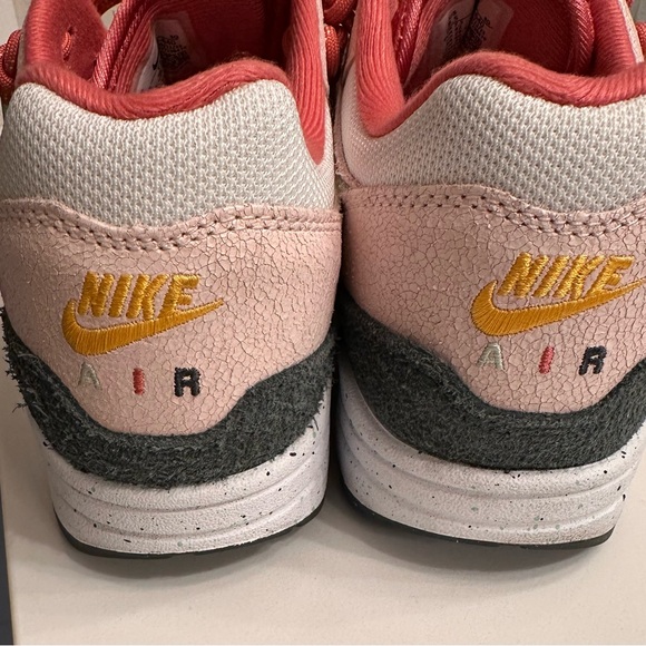 Nike Air Max with Pink and Green Accents - Picture 5 of 5